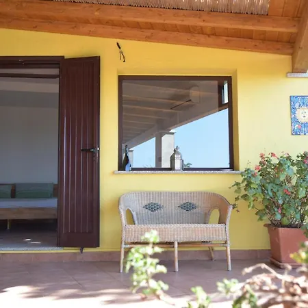 Bellavista By La Via Del Mare Viaggi E Vacanze וילסימיוס